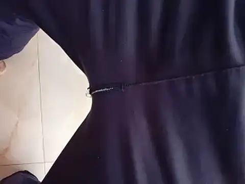 Snapshot of world_bigdick1 chatting on 09.28.25 world bigdick1 online show from 09.28.25