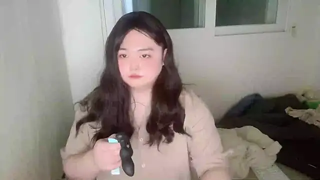 Snapshot of whhbbny chatting on 01.11.26 whhbbny online show from 01.11.26