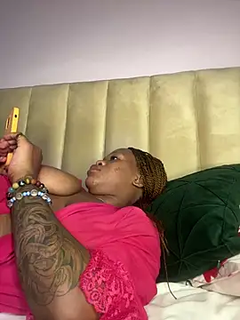 Boneca25 online show from 03.24.26