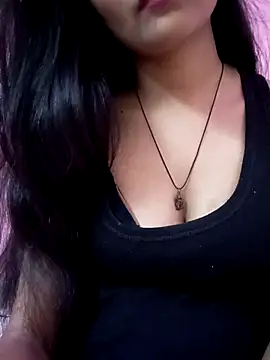 Tanu-00 online show from 10.18.25