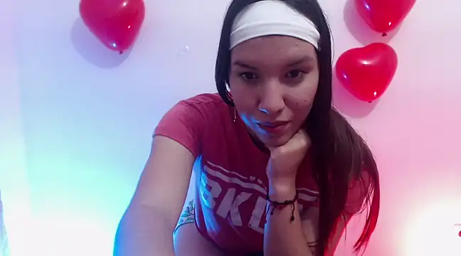 Snapshot of samathasexx chatting on 02.19.25 samathasexx online show from 02.19.25