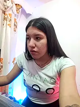 Snapshot of samathasexx chatting on 03.01.25 samathasexx online show from 03.01.25