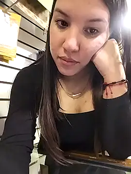 Snapshot of samathasexx chatting on 03.03.25 samathasexx online show from 03.03.25