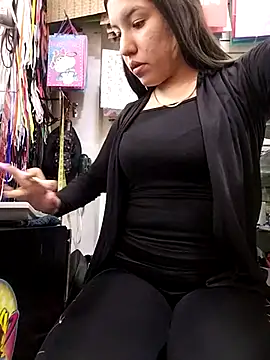 Snapshot of samathasexx chatting on 03.11.25 samathasexx online show from 03.11.25