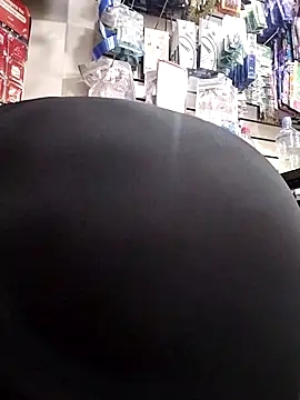 Snapshot of samathasexx chatting on 11.03.25 samathasexx online show from 11.03.25