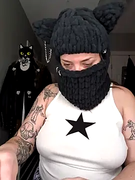 goblingirl888 online show from 10.30.25