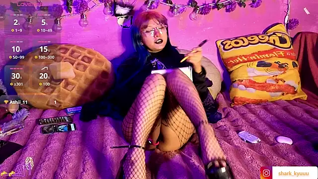 Snapshot of Sharkyu1 chatting on 01.13.26 Sharkyu1 online show from 01.13.26