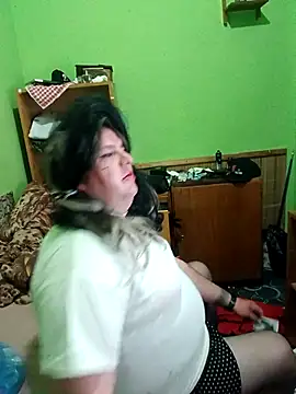 Snapshot of Adrianka chatting on 04.30.26 Adrianka online show from 04.30.26
