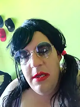 Snapshot of Adrianka chatting on 05.18.26 Adrianka online show from 05.18.26