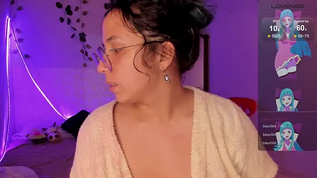 Snapshot of Ludovica6669 chatting on 03.09.25 Ludovica6669 online show from 03.09.25