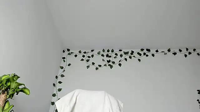 viankaa miller online show from 03.09.25