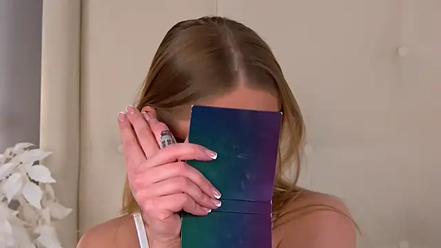 Snapshot of ur_wet_dreams chatting on 02.06.26 ur wet dreams online show from 02.06.26