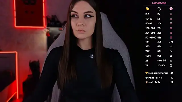 Snapshot of infection_ chatting on 10.17.25 infection online show from 10.17.25