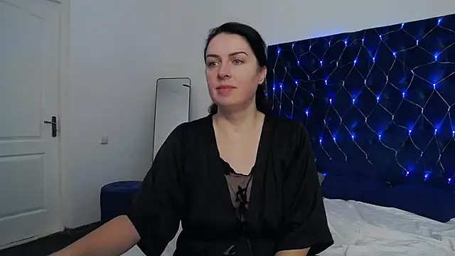 Snapshot of JacquelineElle chatting on 03.14.25 JacquelineElle online show from 03.14.25