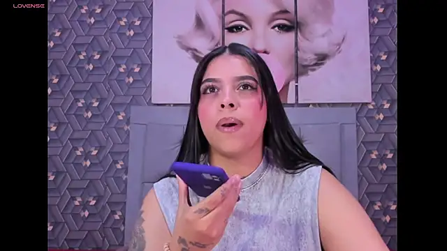 Snapshot of Emily_rivera78 chatting on 04.22.26 Emily rivera78 online show from 04.22.26