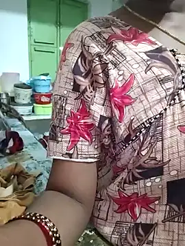 Snapshot of sweety006telugu chatting on 10.21.25 sweety006telugu online show from 10.21.25