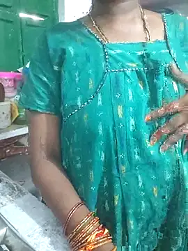 Snapshot of sweety006telugu chatting on 04.08.26 sweety006telugu online show from 04.08.26