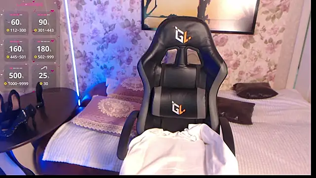 AliciaBlondes online show from 02.07.26