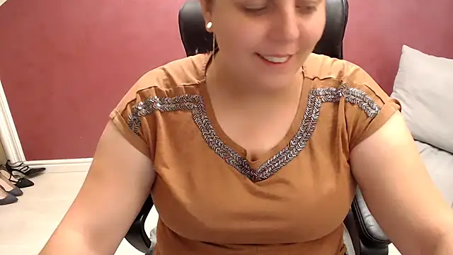 Snapshot of Wetandnaughtyxx chatting on 09.21.25 Wetandnaughtyxx online show from 09.21.25