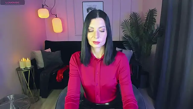 MonicaCheerful online show from 02.21.25