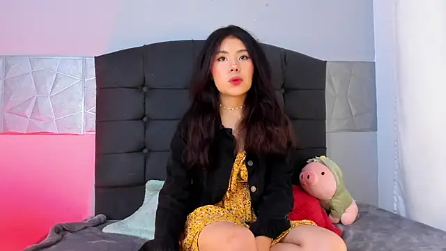 Alice evans lov online show from 03.17.25