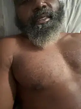 Snapshot of shavez5888 chatting on 10.15.25 shavez5888 online show from 10.15.25