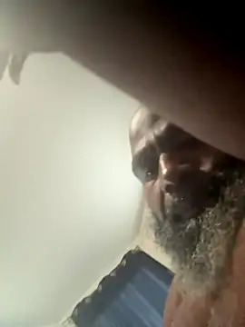 Snapshot of shavez5888 chatting on 10.29.25 shavez5888 online show from 10.29.25