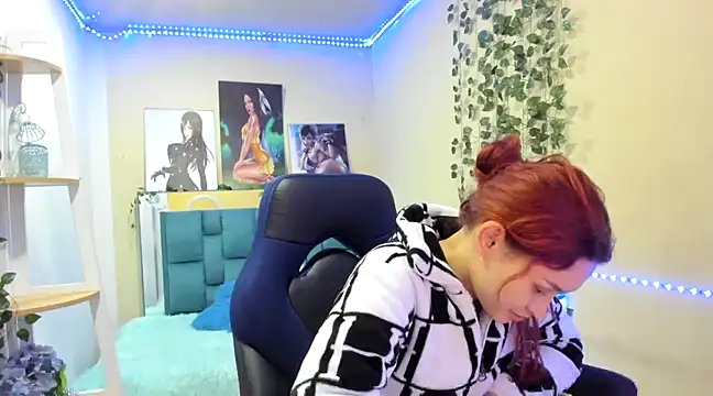 naomy hot 777 online show from 02.01.25