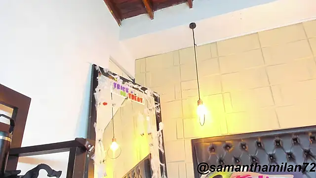 Snapshot of SamanthaMilann chatting on 11.10.25 SamanthaMilann online show from 11.10.25