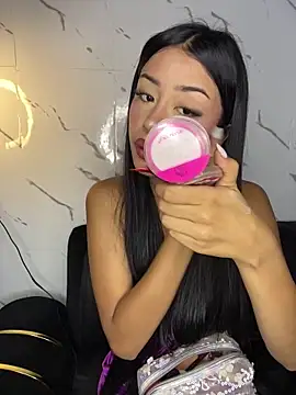 Snapshot of Miss_karol chatting on 02.26.25 Miss karol online show from 02.26.25