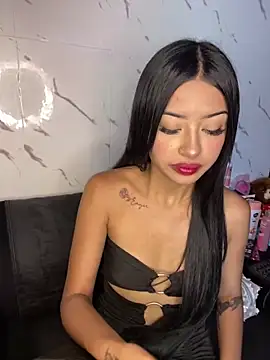 Snapshot of Miss_karol chatting on 02.28.25 Miss karol online show from 02.28.25