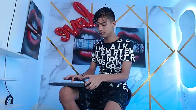 KING STYLE2 online show from 03.01.25