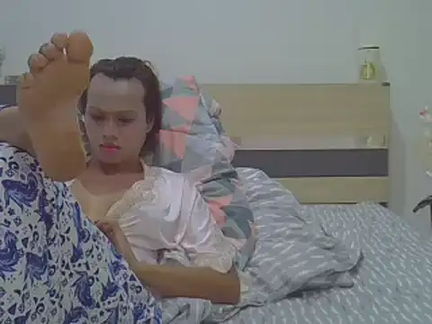 TSCHERRYANDPINKY online show from 10.22.25