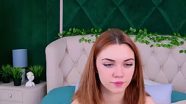 Ariadna Holder online show from 03.15.25