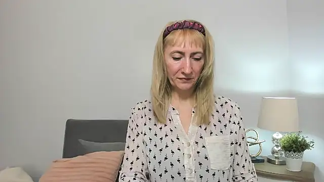 MargaretMilf69 online show from 03.22.25