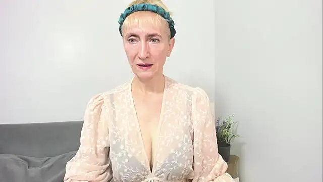 MargaretMilf69 online show from 09.27.25