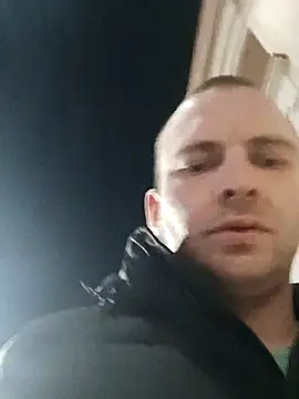 Milankure111 online show from 02.17.25