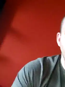 Milankure111 online show from 02.19.25