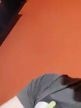 Milankure111 online show from 03.02.25