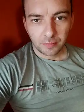 Milankure111 online show from 03.05.25