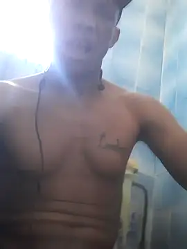 Snapshot of diablok1705 chatting on 10.10.25 diablok1705 online show from 10.10.25