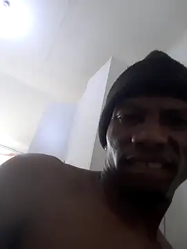 Snapshot of diablok1705 chatting on 10.11.25 diablok1705 online show from 10.11.25