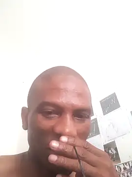 Snapshot of diablok1705 chatting on 10.14.25 diablok1705 online show from 10.14.25