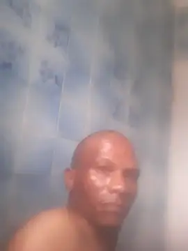 Snapshot of diablok1705 chatting on 11.15.25 diablok1705 online show from 11.15.25