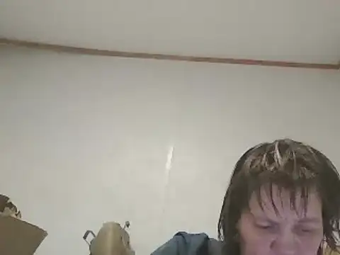 Snapshot of BBWLADY71 chatting on 02.18.25 BBWLADY71 online show from 02.18.25