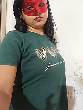 Snapshot of mahi69a chatting on 10.11.25 mahi69a online show from 10.11.25