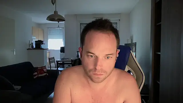 Snapshot of Funnyjul31 chatting on 02.12.25 Funnyjul31 online show from 02.12.25