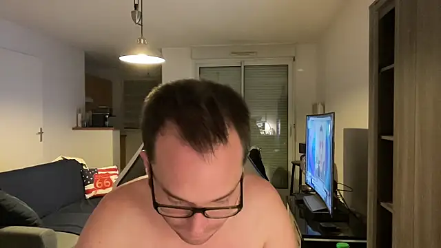 Snapshot of Funnyjul31 chatting on 02.20.25 Funnyjul31 online show from 02.20.25