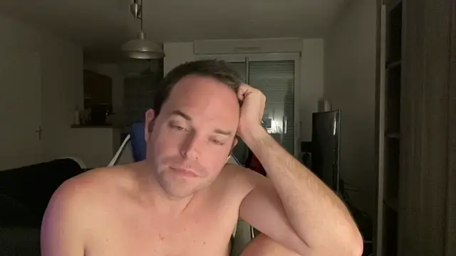 Snapshot of Funnyjul31 chatting on 02.23.25 Funnyjul31 online show from 02.23.25