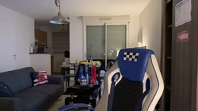 Snapshot of Funnyjul31 chatting on 03.09.25 Funnyjul31 online show from 03.09.25